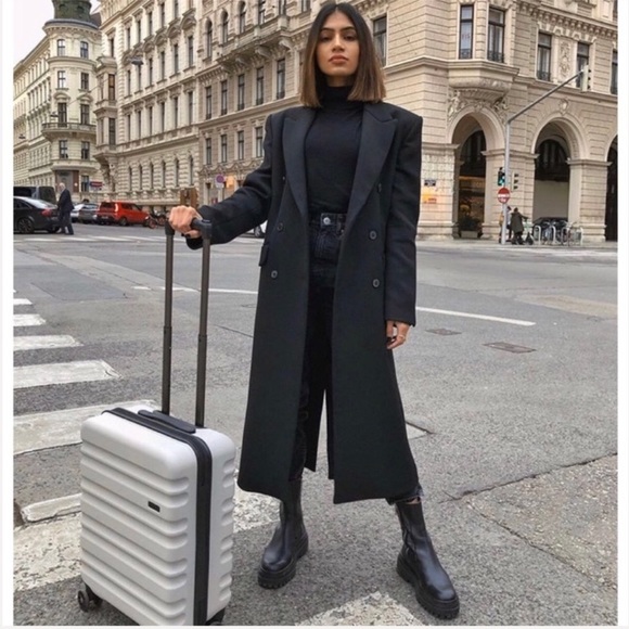 Zara Leather Ankle Boots with Lug Soles - Picture 10 of 16